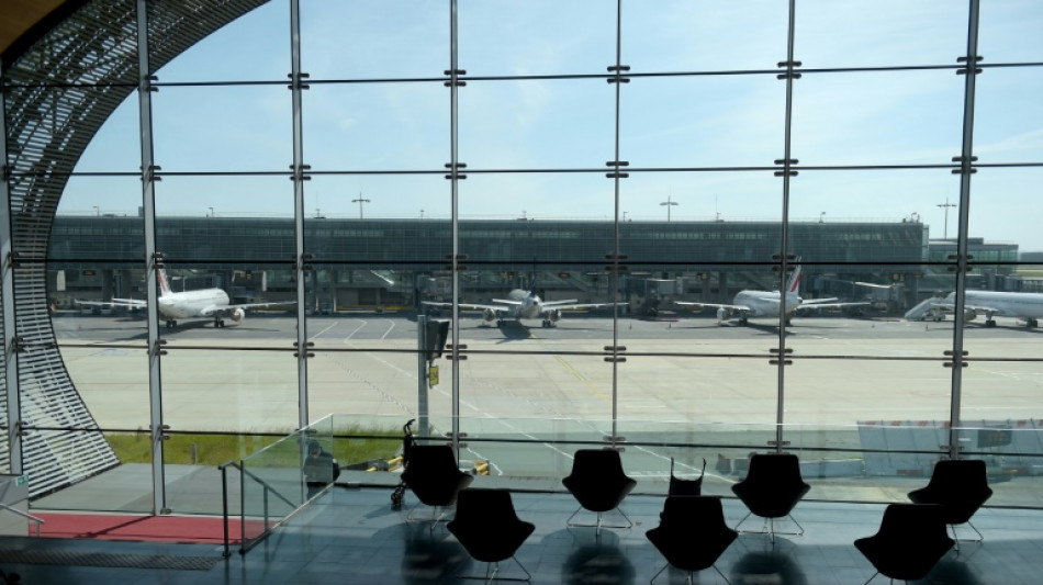 Fin de la gr&egrave;ve dans les a&eacute;roports parisiens, juste avant les grands d&eacute;parts