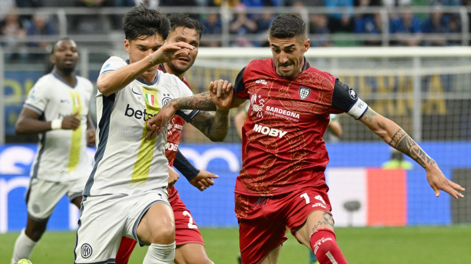 3-1 al Cagliari, l'Inter allunga a +6 sul Napoli