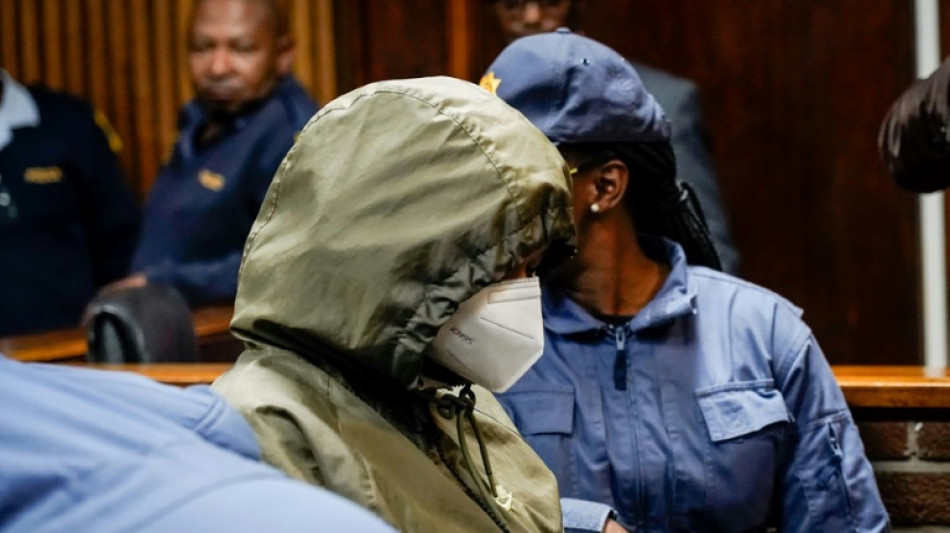 El caso de la doctora que ayud&oacute; a su amante asesino a huir de la c&aacute;rcel apasiona a Sud&aacute;frica
