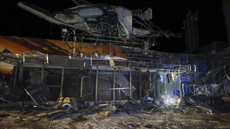 Kiev, almeno 3 morti in attacco droni russi a Kharkiv