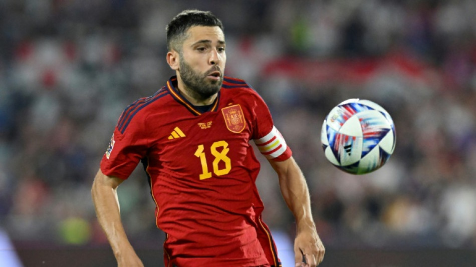 Alba to join 'Barca reunion' with Messi in Miami