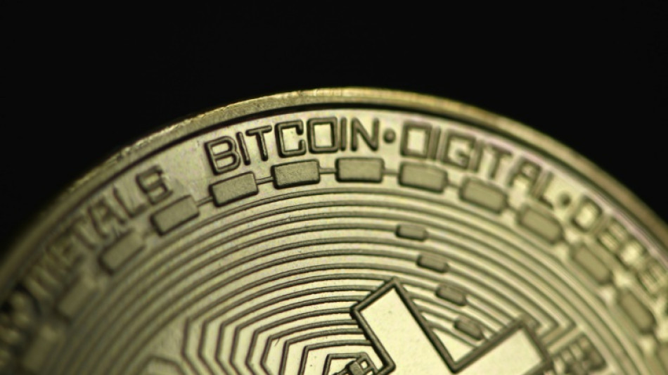 El bitc&oacute;in supera los 30.000 d&oacute;lares por primera vez desde junio de 2022