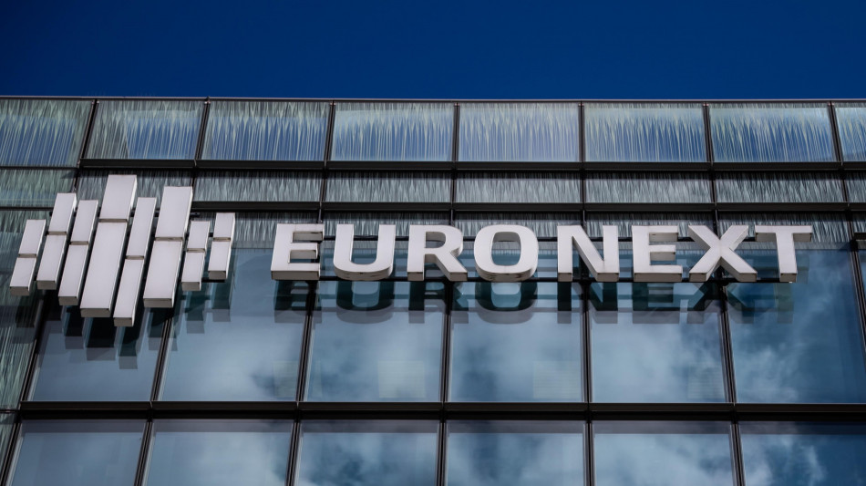 Borsa: l'Europa gira in calo con future americani, Milano -0,26%