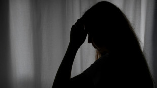 Les adolescentes am&eacute;ricaines "submerg&eacute;es" par une vague de "tristesse et de violence" (rapport)