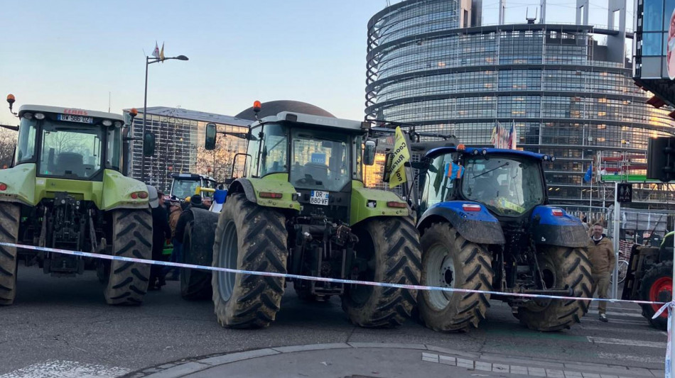 Domani incontro tra von der Leyen, Costa e gli agricoltori in marcia