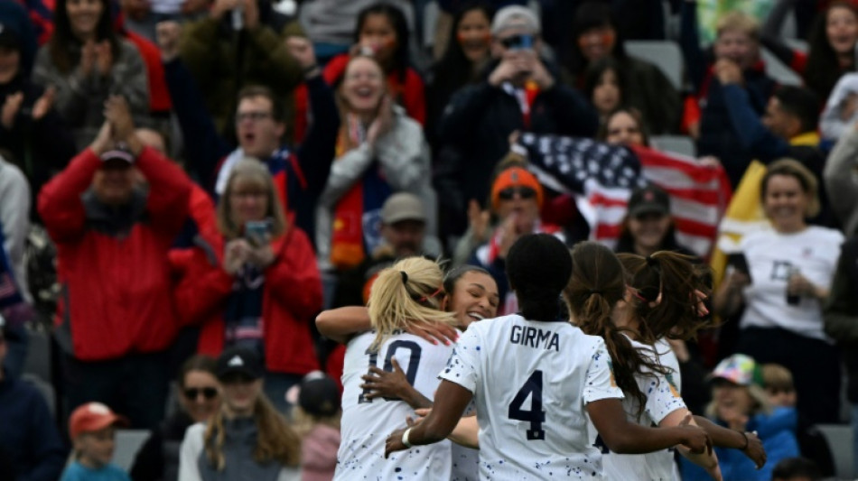 Smith scores twice as holders USA ease to win in World Cup opener