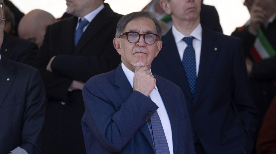 Famiglia nel bosco: La Russa, mia moral suasion, cadano le rigidit&agrave; di tutti