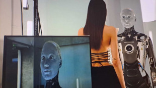 Alla Fashion Week il robot umanoide pi&ugrave; avanzato al mondo