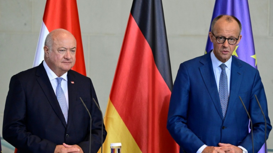 Merz lobt Zusammenarbeit mit Österreich an gemeinsamer Grenze