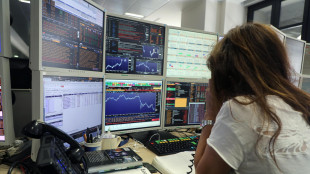 Borsa: Milano marginale a -0,08%, scatto di Amplifon e Italgas