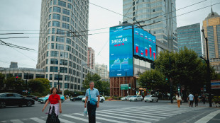 Borsa: Shanghai apre a -0,05%, Shenzhen a -0,16%