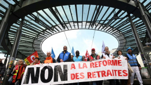 Un 1er mai "unitaire" et "combatif" contre la r&eacute;forme des retraites, mais pas de raz-de-mar&eacute;e
