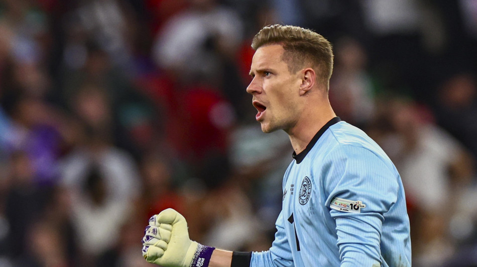 Calcio: Ter Stegen in guerra col Barca,non dà referto intervento