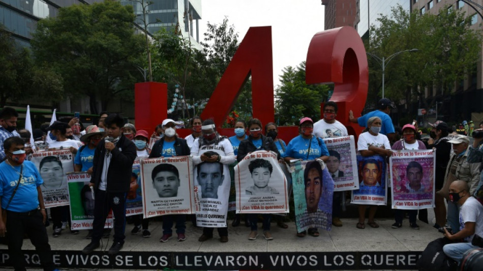 Acusan a autoridades mexicanas de ocultar informaci&oacute;n sobre desaparici&oacute;n de 43 estudiantes en 2014