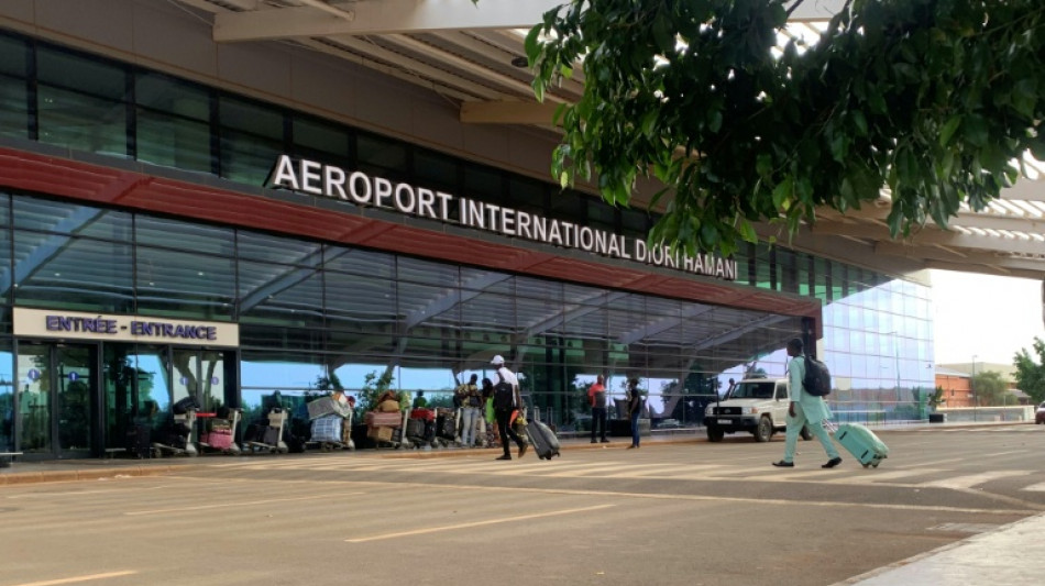 Niger: d&eacute;ploiement s&eacute;curitaire autour de l'a&eacute;roport de Niamey, apr&egrave;s des tirs dans la nuit 