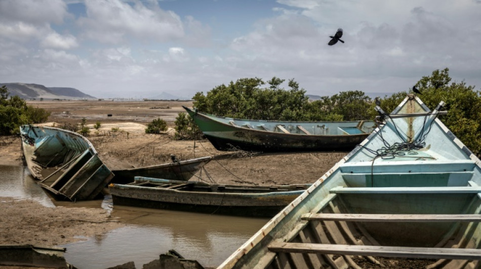 Casi 140 migrantes muertos en naufragio frente a Yibuti