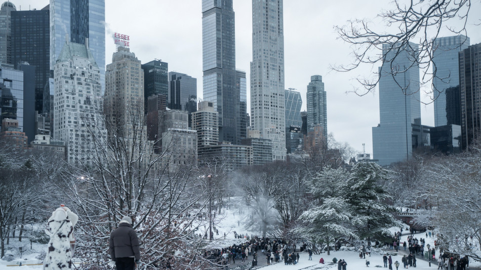 Allerta tempesta di neve in 12 Stati Usa, emergenza a New York e Washington