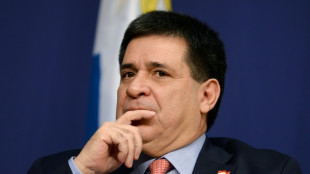 El expresidente paraguayo Cartes fue hospitalizado de urgencia en Asunci&oacute;n