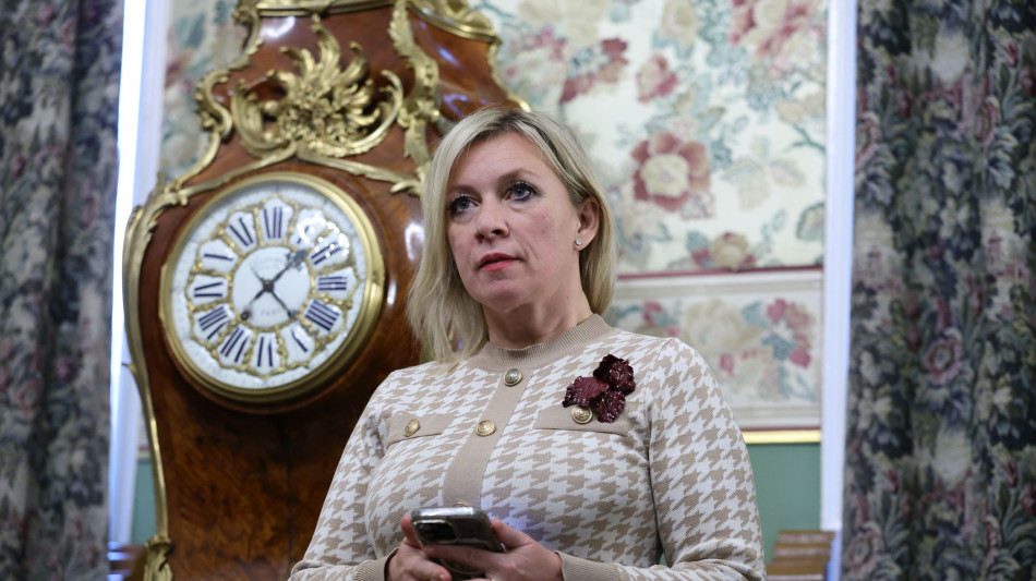 Mosca, 'Volenterosi e Kiev formano un asse della guerra'