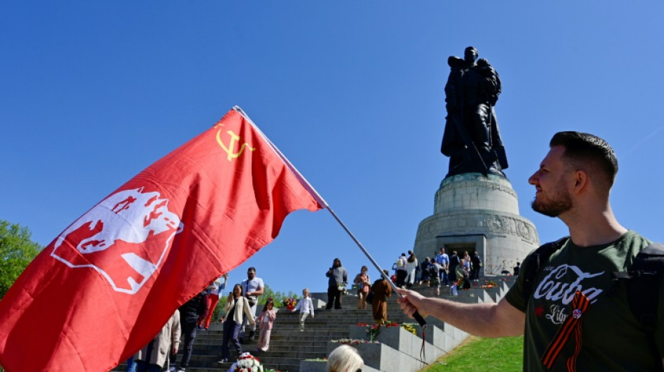 Verbot sowjetischer Flaggen bei Weltkriegsgedenken an Ehrenmal in Berlin rechtmäßig