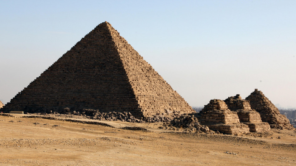 Scoperte due cavit&agrave; nella piramide di Micerino a Giza