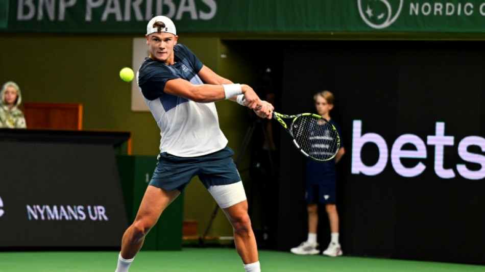 Tenista dinamarqu&ecirc;s Holger Rune passa por cirurgia no tend&atilde;o de Aquiles