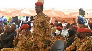 Burkina: trois responsables européens d'une ONG, dont deux Français, arrêtés pour espionnage