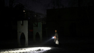 Ataque russo deixa milhares de pr&eacute;dios sem calefa&ccedil;&atilde;o em Kiev a -14&deg;C