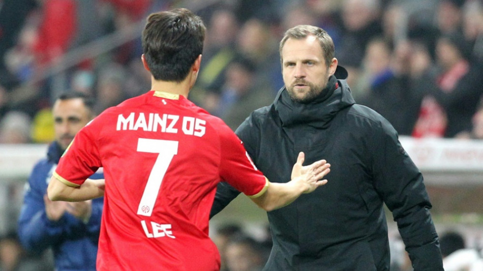 Heimsieg und Fastnachtsstimmung: Mainz sch&uuml;ttelt Augsburg ab