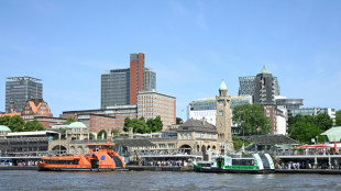 Kettenkarussell bleibt stehen: Fahrg&auml;ste in Hamburg aus 25 Metern H&ouml;he gerettet