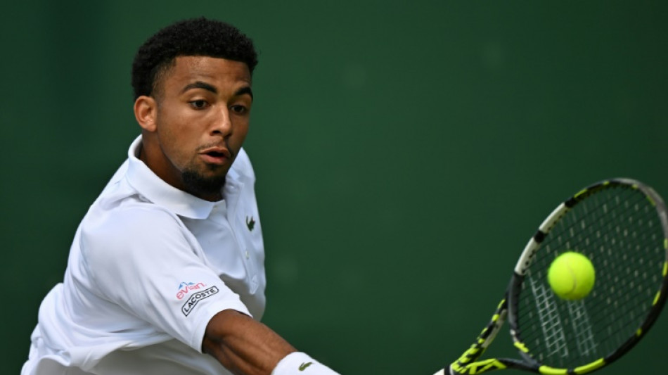 Wimbledon: Arthur Fils au 3e tour apr&egrave;s l'abandon de Hubert Hurkacz