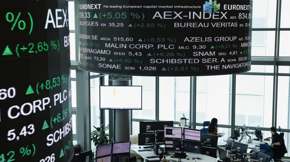Borsa: l'Europa tonica con l'auto, positivi i future Usa