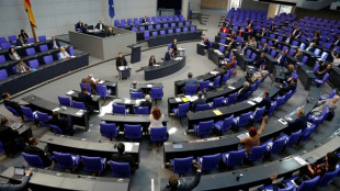 Koalitionsverhandlungen von erneutem Aufwind für AfD in Umfragen begleitet