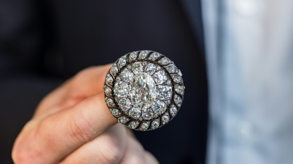 Des bijoux de plusieurs millions et une broche de Napol&eacute;on en vente &agrave; Gen&egrave;ve  