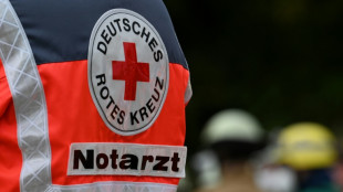 Auto fährt in Haltestelle - sieben Verletzte in München