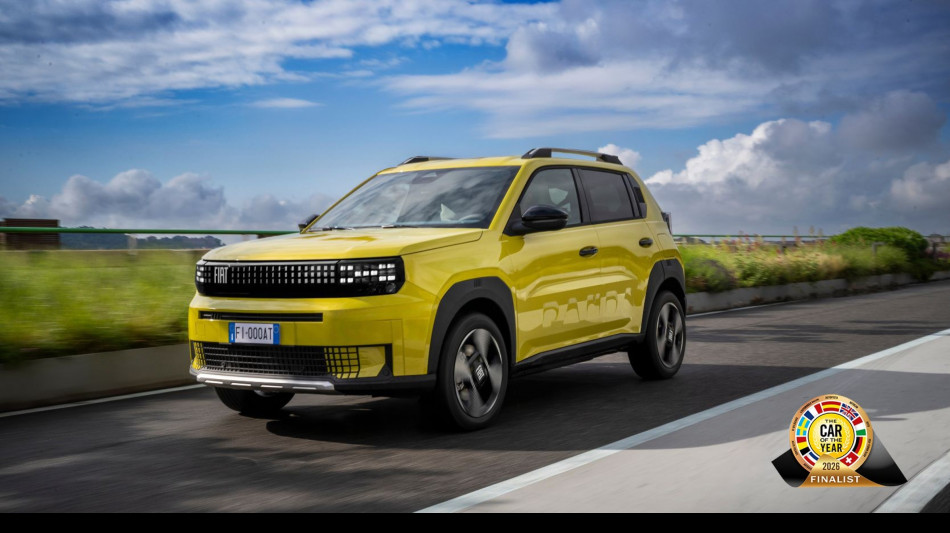 Ottobre debole per il mercato dell'auto, ma Stellantis cresce