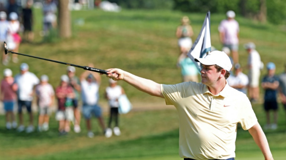 Monster birdie gives MacIntyre four-stroke BMW lead