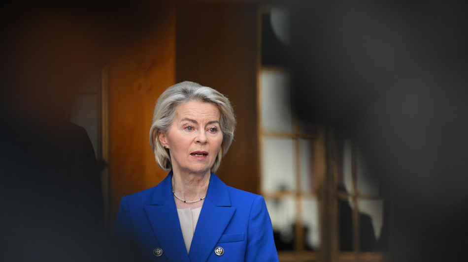 Von der Leyen, 'entro il mese nuove regole su aiuti di Stato in energia'