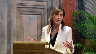 Boschi, Meloni arrogante, non risponde e attacca opposizioni