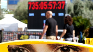 Israel traslada presos palestinos para canje con rehenes de Ham&aacute;s