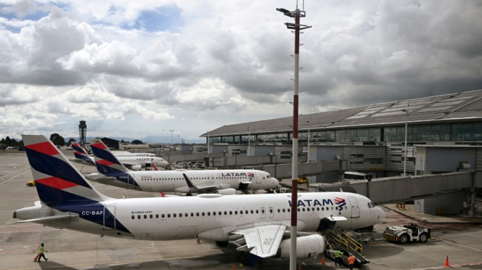 Venezuela revoca la concesión a aerolíneas que cancelaron sus rutas tras una advertencia de EEUU