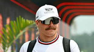 Piloto da F1 Valtteri Bottas percorre mais de 400 km entre Sepang e Singapura