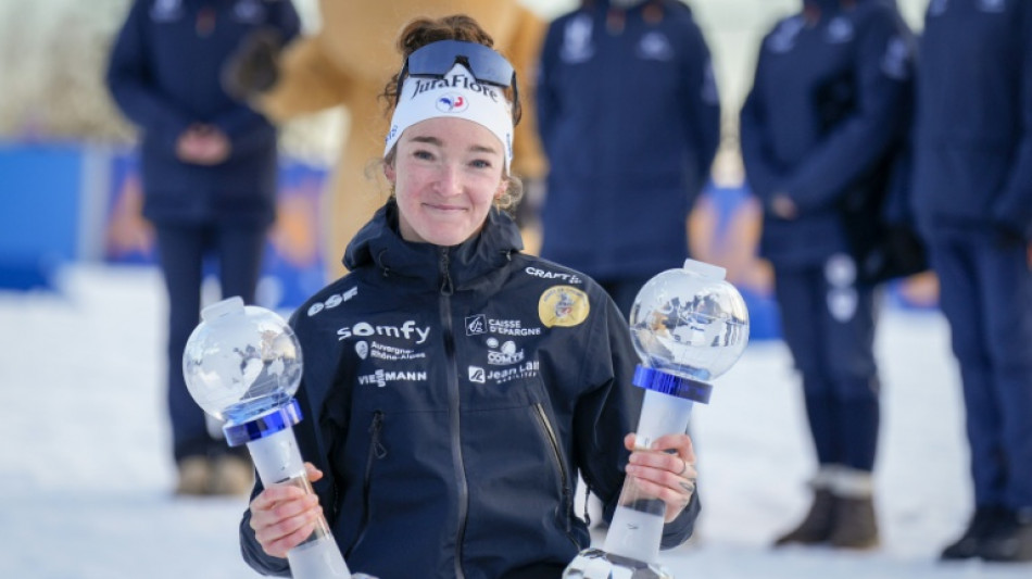 Biathlon: la revanche de Lou Jeanmonnot, sacr&eacute;e &agrave; deux courses de la fin