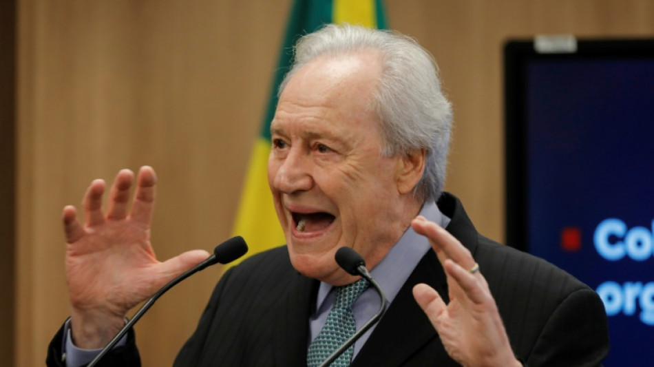 Lewandowski anuncia investigação de intoxicações por consumo de metanol