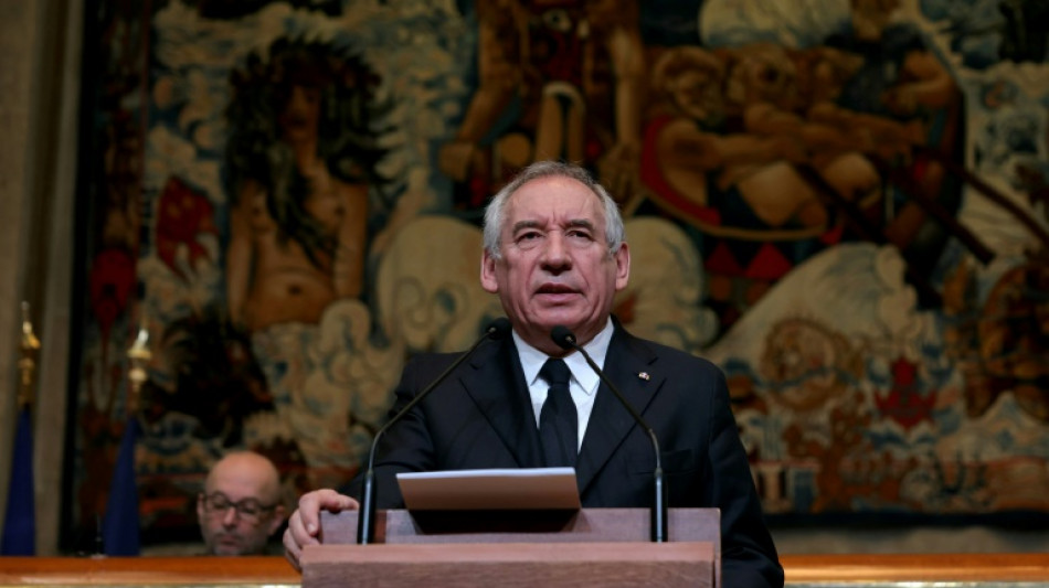 Bayrou favorable à une "régulation" de l'installation des médecins