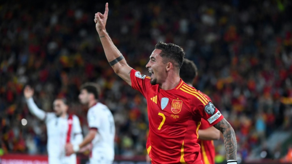 Espanha vence Ge&oacute;rgia (2-0) segue l&iacute;der do grupo nas Eliminat&oacute;rias
