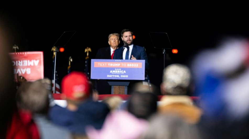 Les premiers r&eacute;sultats des "midterms" confirment les bastions des deux camps