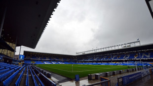 Everton perde 10 pontos no Campeonato Ingl&ecirc;s por infra&ccedil;&atilde;o financeira