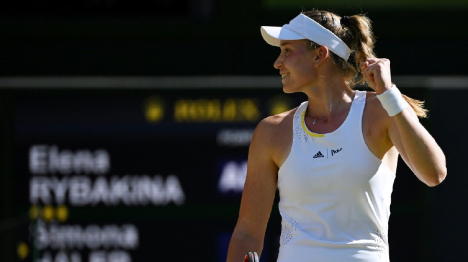 Wimbledon: Rybakina, une finaliste n&eacute;e en Russie et au passeport kazakh