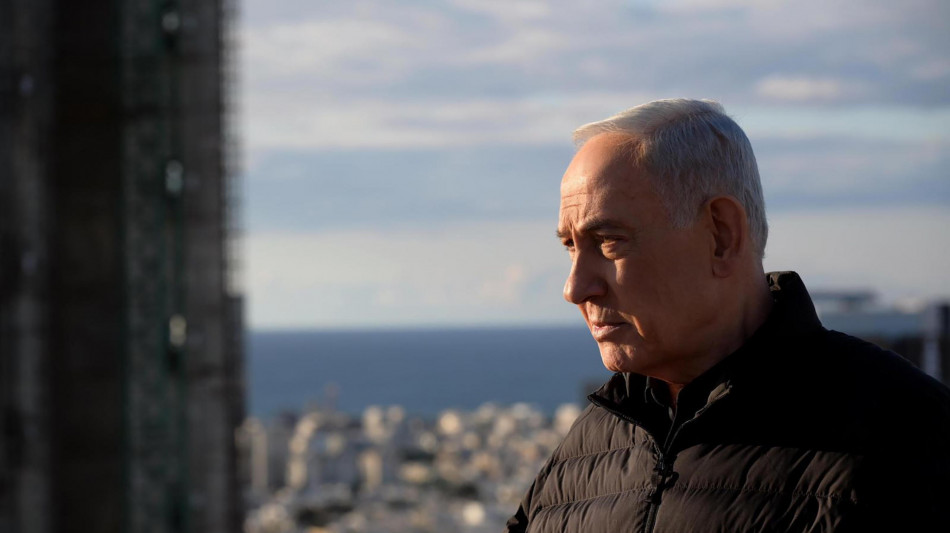 Grande frammento di missile cade vicino all'ufficio di Netanyahu a Gerusalemme